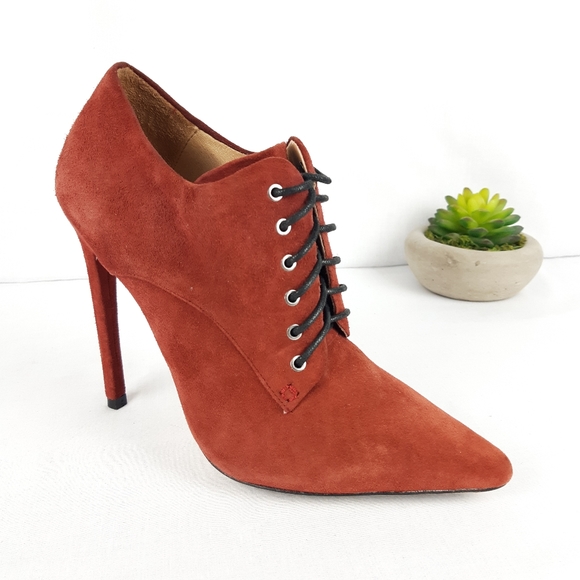 L.A.M.B. LACE UP ANKLE BOOTIES - Picture 4 of 16